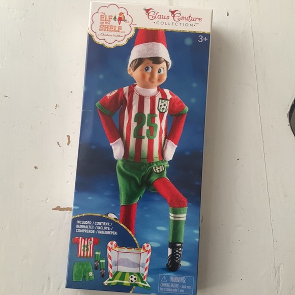 BNIB Elf on the Shelf North Pole Goal and Gear Claus Couture - Picture 2 of 4